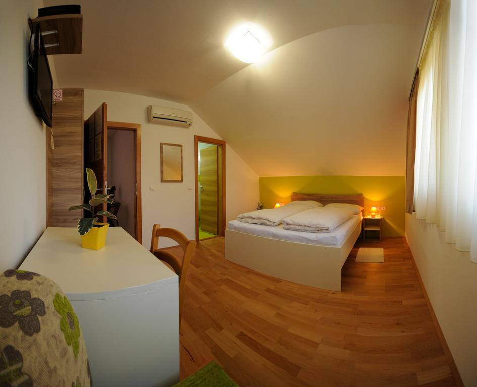 Rooms Jana سلوني المظهر الخارجي الصورة