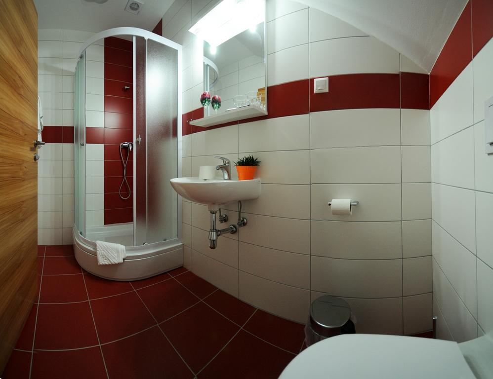 Rooms Jana سلوني المظهر الخارجي الصورة