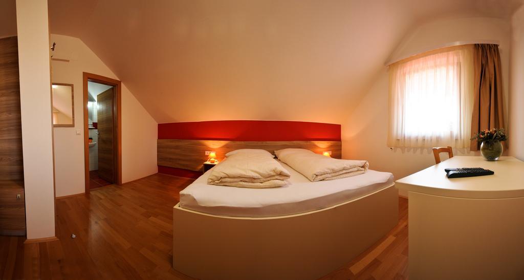 Rooms Jana سلوني المظهر الخارجي الصورة