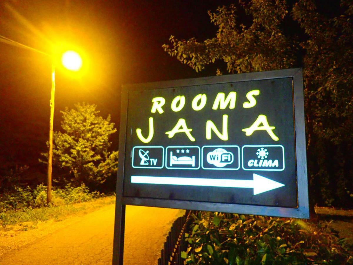 Rooms Jana سلوني المظهر الخارجي الصورة